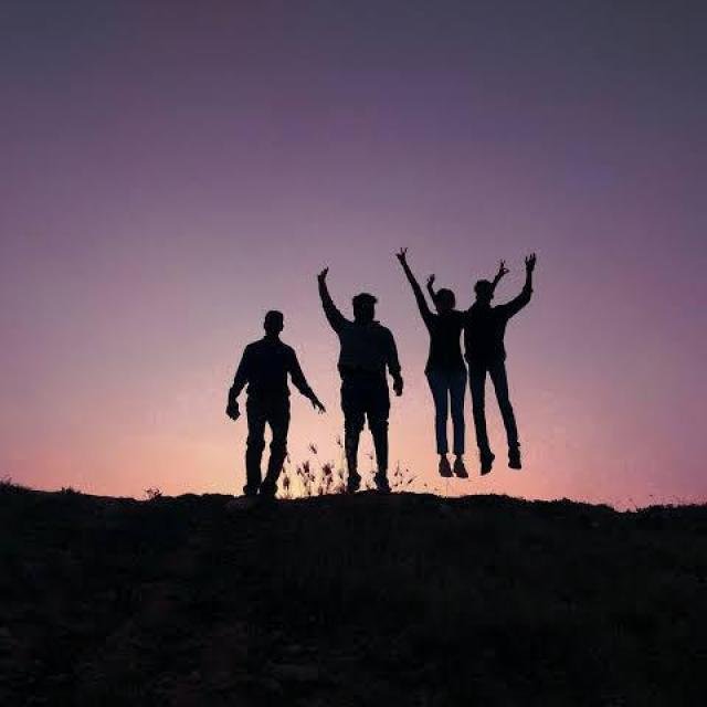 🤍 𝕋𝕙𝕖 𝕊𝕥𝕣𝕒𝕟𝕘𝕖𝕣𝕤 🤍 WhatsApp Group