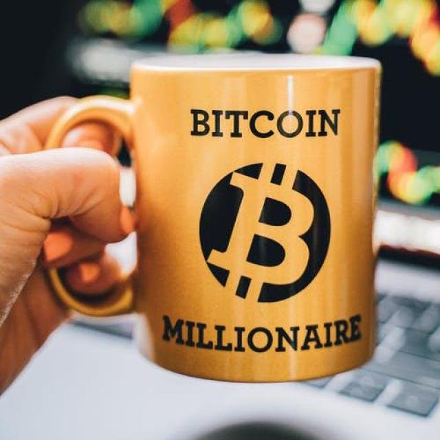 ONLINE EARNING & CRYPTO WhatsApp Group