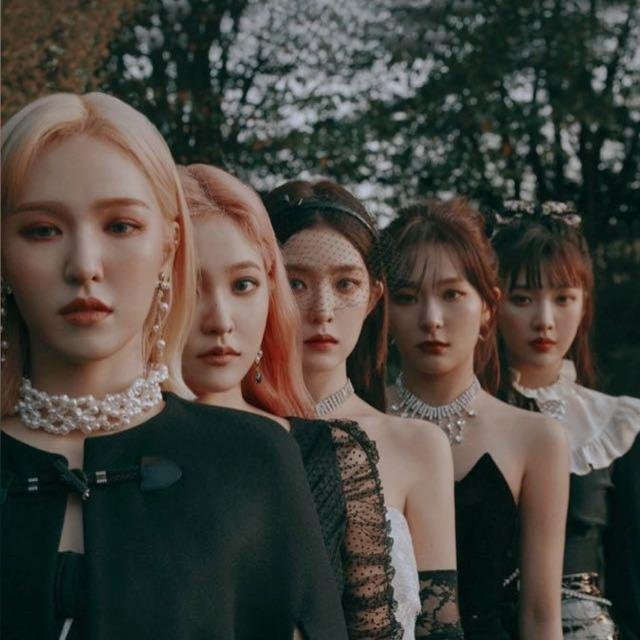 Red velvet WhatsApp Group